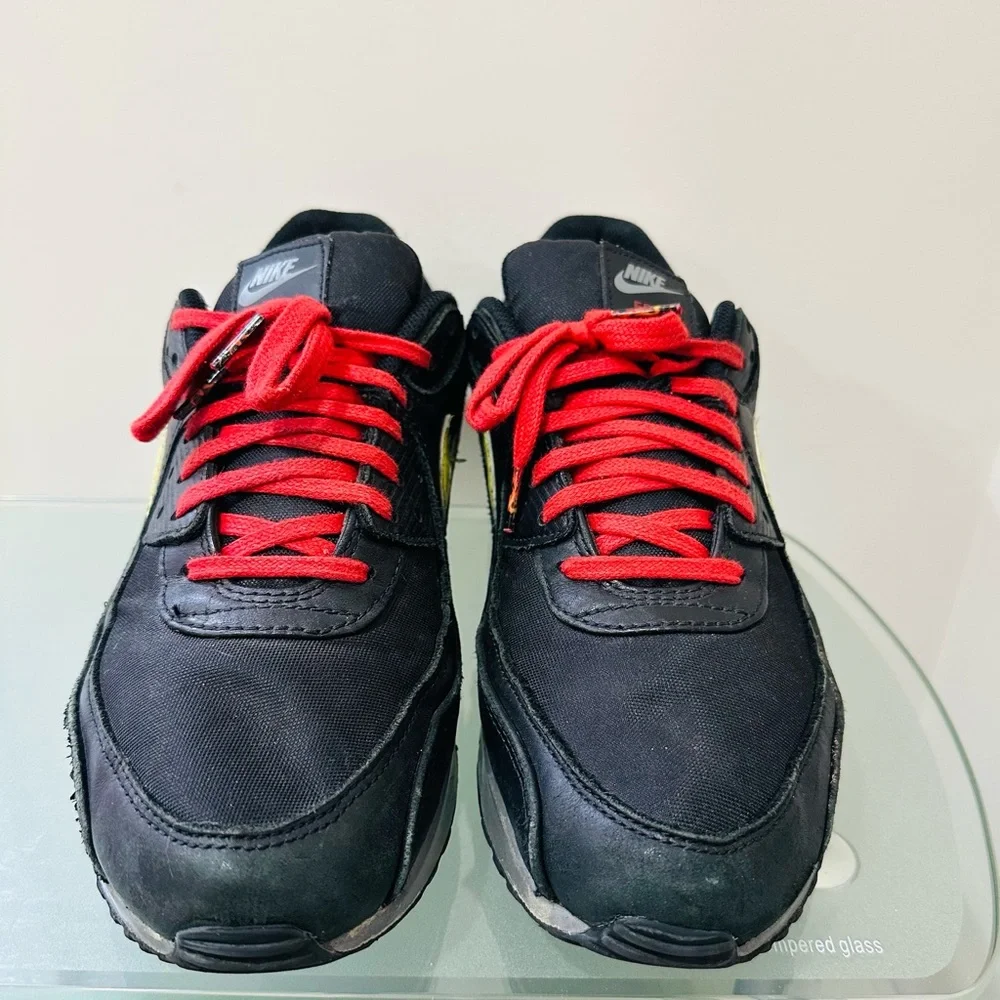 Nike Air Max 90 'New York- City Pack ' FDNY Men's Sz 10,5‎ (2019) Sneakers